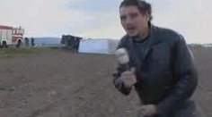VIDEO: Vichřice pustošila Moravu a východní Čechy, na domek spadl strom
