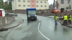 Město nechalo postavit novou cestu, jezdit se ale bude po staré