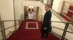 Babišova derniéra: Podívejte se, jak vypadal jeho poslední den premiéra