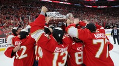 Florida znovu porazila Oilers a obhájila Stanley Cup, slaví i Nosek s Vaněčkem