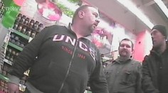 POTRAVINOVÝ INSPEKTOR: Kolínské Tesco nabízelo nahnilé banány a scvrklé papriky!