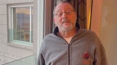 "Brzy se uvidíme." Světoznámý herec podpořil Čechy v boji s covidem