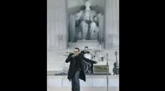 Poslechněte si song z nového alba U2