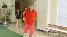 Asi 600 dětí v ohrožení života: Pět školáků skončilo v nemocnici