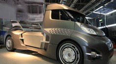 Autotec: Kamiony, sanitky i spousta balonků