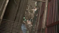 Neuvěřitelné! Chlapeček (2) spadl do třímetrové díry a nic se mu nestalo. Jak k tomu došlo?