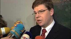 Sex a vězení od čtrnácti? Pospíšil couvá. Co vy na to? HLASUJTE