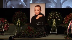 Lidé se v Lucerně loučili s Janou Brejchovou. Sbohem jí dali i přátelé z branže