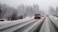 Kolona na D1 se konečně rozjela, policie nabádá k opatrnosti