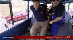 VIDEO: Největší Čech má operaci za sebou