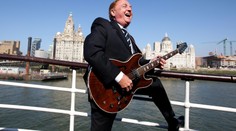 Zemřel zpěvák Gerry Marsden, šéf kapely, která konkurovala Beatles