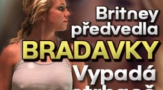 Britney předvedla bradavky. Vypadá strhaně