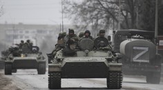 Ukrajinští Romové sebrali Rusům tank. Pomáhat s obranou chtějí i bezdomovci