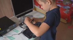 Školy mají problém s nedostatkem počítačů. Pomoci má speciální projekt