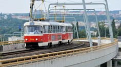 Praha chce zrušit smlouvu na reklamu v MHD. Prodělává 50 milionů