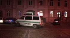Ozbrojené patroly hledaly na západě Čech lupiče z pošty