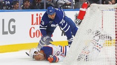 Padl nejtvrdší trest sezóny v NHL. Měl dostat ještě více, spekulují v zámoří