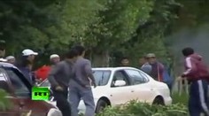 VIDEO: Boje v Kyrgyzstánu: mrtví, armáda střílí do lidí