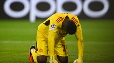 Nevyhráli jsme kvůli mně, sypal si popel na hlavu gólman United. Kouč ho bránil