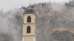 Švýcarskou vesničku ohrožuje lavina kamenů. Obyvatelé si museli rychle sbalit