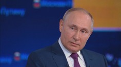 Putin skončil v karanténě kvůli covidu. Předtím se ještě setkal s Asadem