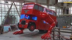 Umělec David Černý opět šokuje. Tohle udělal z autobusu