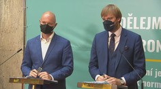 Testování dětí ve školách: Budou muset nosit respirátory?