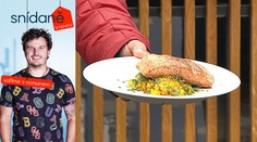 Vaříme s Romanem: Jak grilovat rýži a odstranit kůži z lososa?