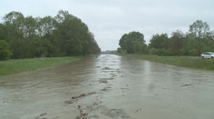 Velká voda napáchala na východě Česka pořádné škody. Hladiny řek už klesají