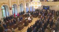 Poslanci se znovu mimořádně sejdou. Řešit mají reformu migračních pravidel