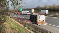 Hromadná nehoda na D8: Starší žena zřejmě vjela do protisměru