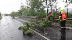 Výstraha: Česko zasáhnou silné bouřky, přívalové deště a kroupy