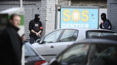 Policie dopadla dva teroristy, kteří samopalem stříleli v Bruselu