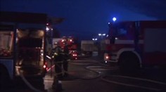 Půlka ubytovny v Praze lehla popelem