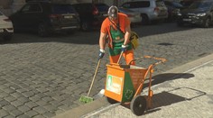 Města bez vajglů. Tabákové firmy by měly přispívat na úklid, navrhuje zákon