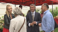 Politici vyrazili na akci: Drahé víno a Babišova dcera v rudém!