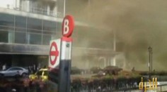 HILTON V PLAMENECH! V hotelu bylo 1500 hostů...