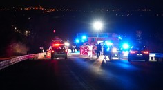 Tragická nehoda na Mělnicku. Po srážce s autem zemřel chodec (†27)