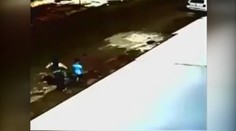 Jak tohle mohli přežít? Auto přejelo chlapce (5) a jeho babičku, oba jsou v pořádku!