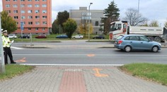 Mladá žena přecházela v Přerově silnici. Jedno auto jí dalo přednost, druhé ji zabilo
