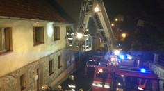 Požár vyhnal romskou rodinu na ulici. Poškození mluví o žhářství