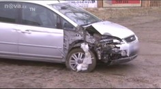 JEZDILA bez řidičáku! Bourala s 3letou dcerou