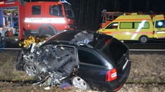 Srážka KAMIONŮ na křižovatce smrti! Výsledkem je jeden mrtvý a jeden zraněný
