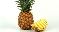 POZOR! Kandovaný ananas třináctkrát překročil limit pro barvivo!