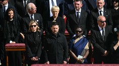 Vatikán kvůli Zelenskému porušil protokol. Spekulovalo se o provokaci Trumpa