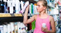Dvě děti v Polsku dýchaly výpary z deodorantu. 11letý chlapec zemřel
