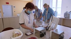 Příliš časté darování krevní plazmy škodí zdraví. Hlídat to bude národní registr