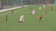 Sportovci trénují s obřími rozestupy. Lepší než sedět na gauči, říká ministr
