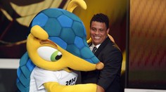 Zhubl, rozvedl se a vrhl se na marketing. Ronaldo jde do školy!