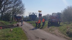 Tragédie na Českobudějovicku. Při srážce nákladního vlaku s autem zemřel řidič